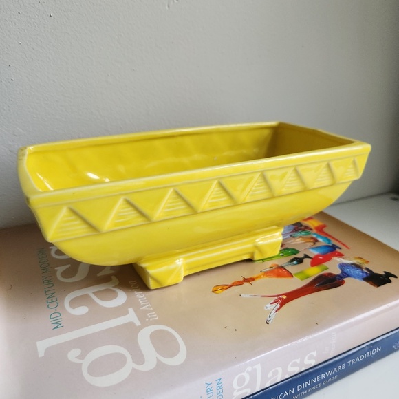Vintage Yellow Rectangular Planter - Picture 3 of 9